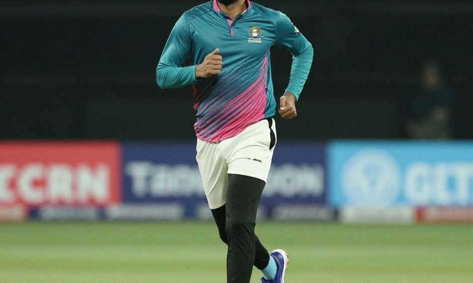 পাঁচ ছক্কা আর একটা অসমাপ্ত প্রশ্ন: হারমানপ্রীতের 'ফর্ম ফেরা' নিয়ে যে গল্পটা এখনো লেখা হয়নি
