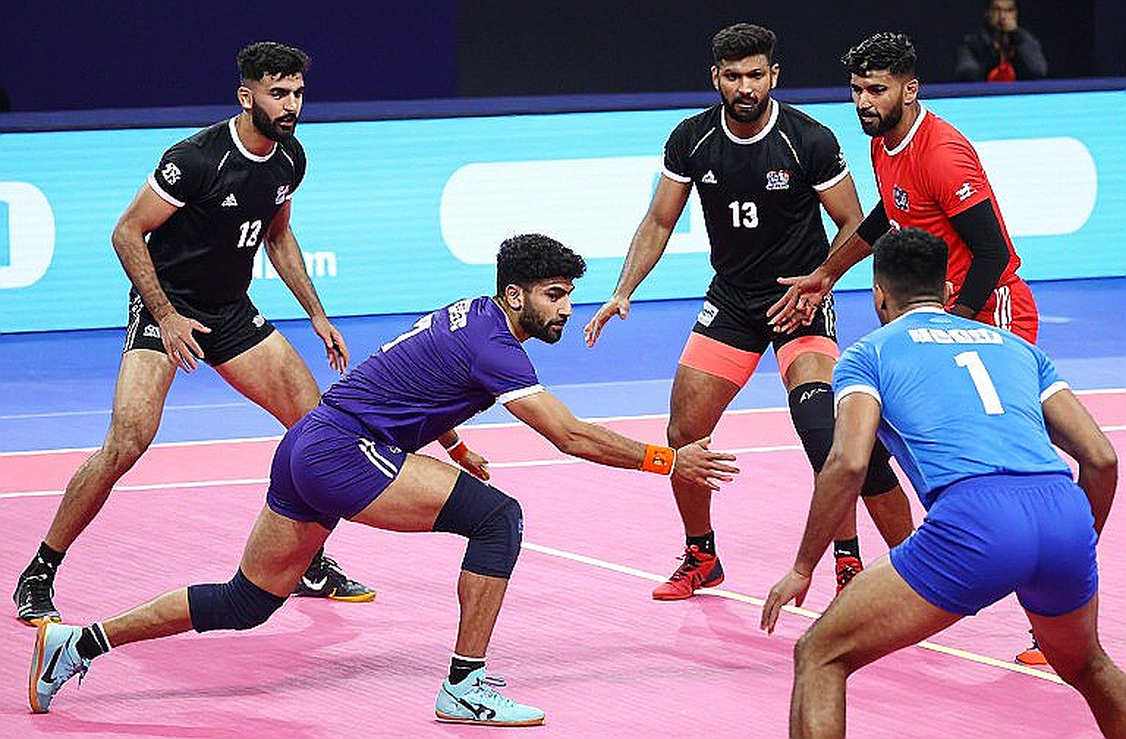 স্টিমে ৯৩ শতাংশ: মডার্ন ওয়ারফেয়ার ৪-এর ‘১৬ বছরের সেরা’ দাবিতে যে তিনটি ফাঁক এখনই চোখে পড়ছে